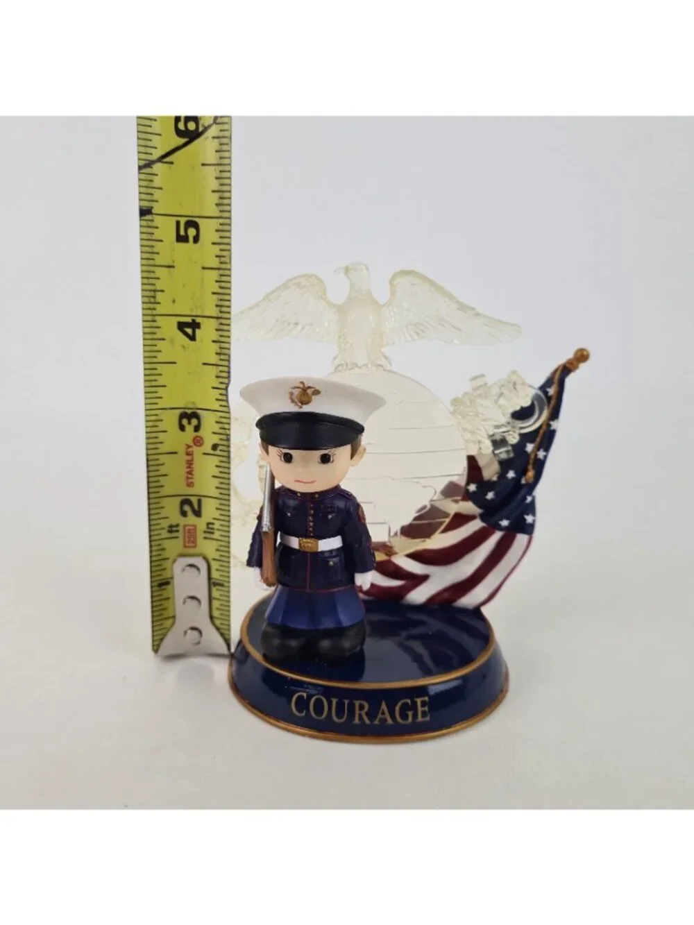 Hamilton Collection Courage USMC Standard Of Excellence 0017 Porcelain Figure